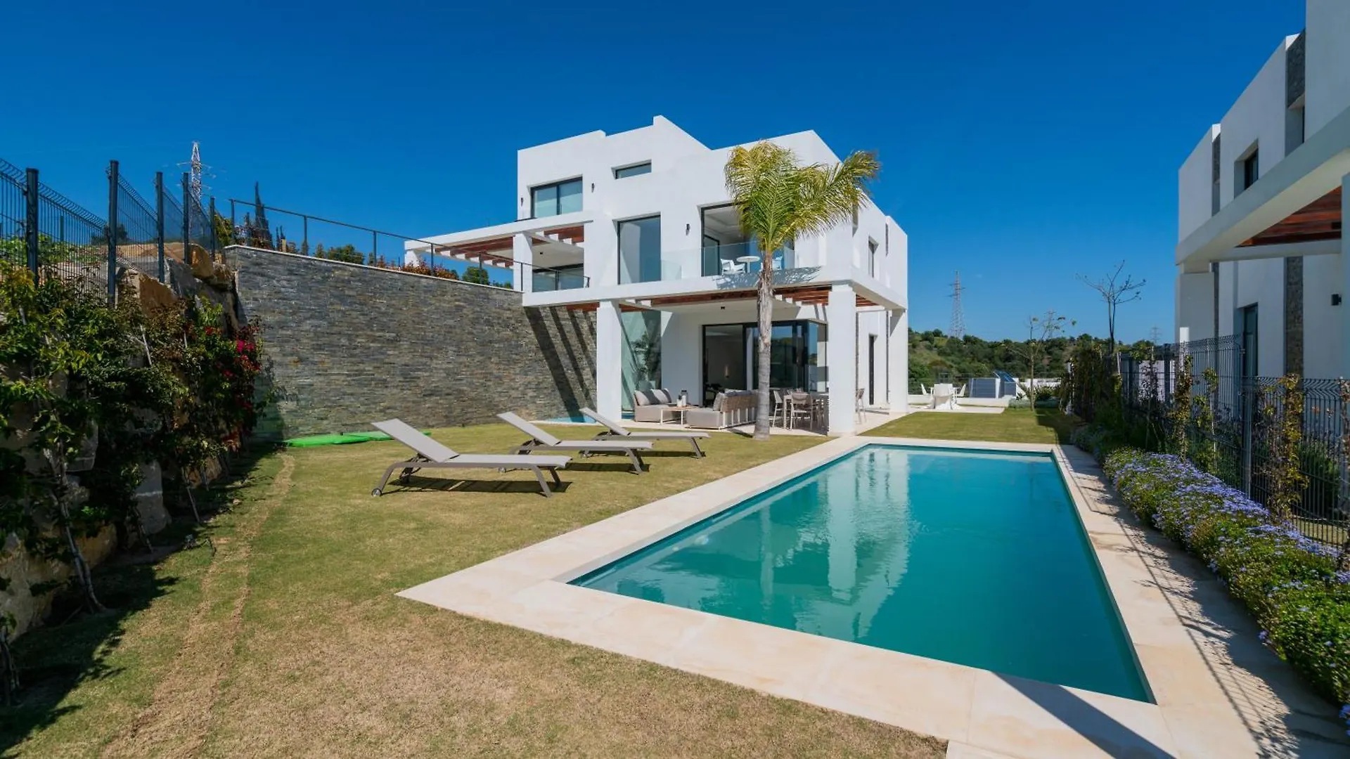 Modern Villa Cabopino Malaga